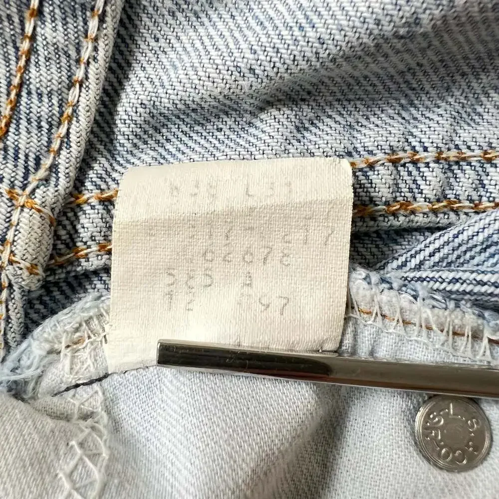 Vintage Levi's 517 Orange Tab Light Wash Denim Jeans Fit (36x29)